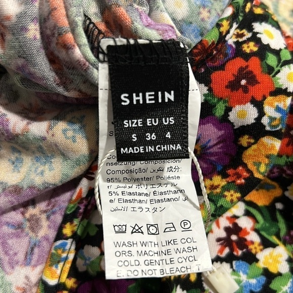 Shein Floral Blouse | SIZE S - Picture 6 of 6